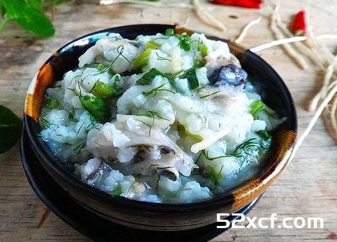 佤族手撕鸡肉烂饭怎么做