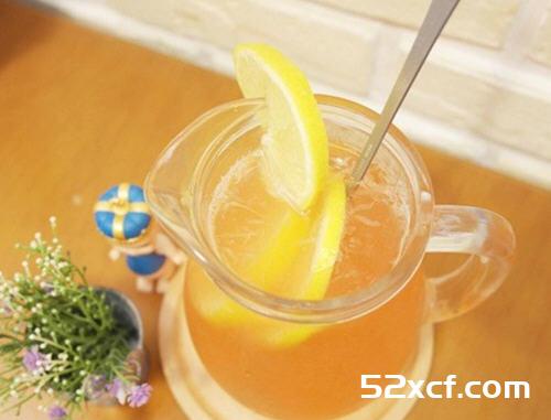 草莓柠檬水的做法
