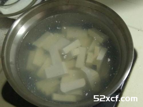 柴鱼味增豆腐汤的做法