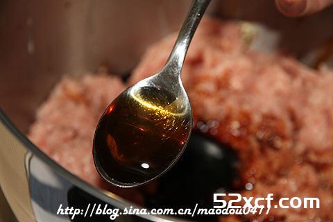 芹菜猪肉饺子馅的做法