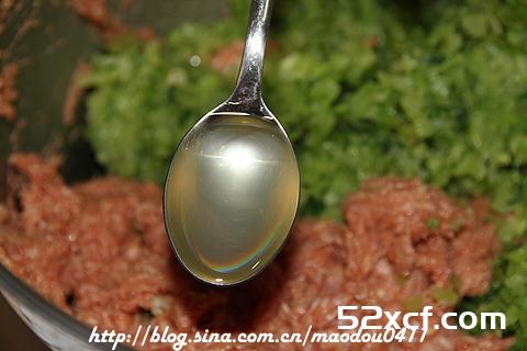 芹菜猪肉饺子馅的做法