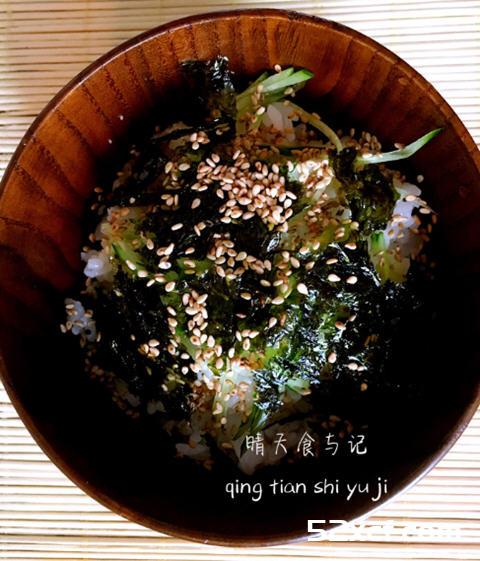 鱼子酱绿茶饭的做法