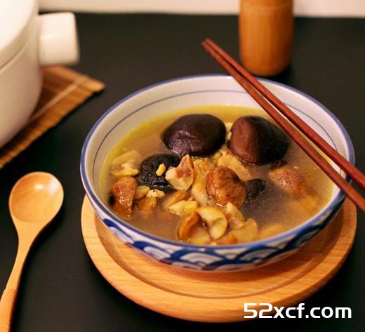 板栗炖香菇鸡汤