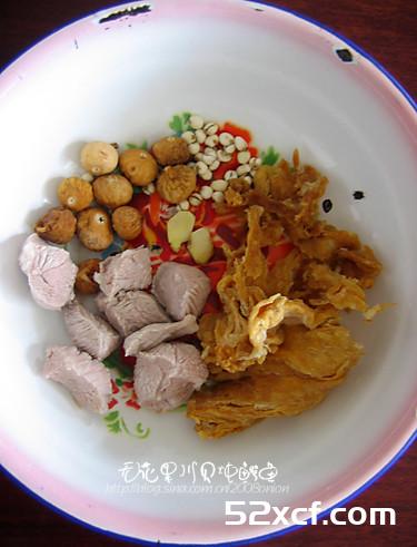 鳄鱼肉炖川贝无花果的做法