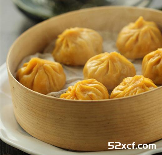 南瓜三鲜灌汤包的做法