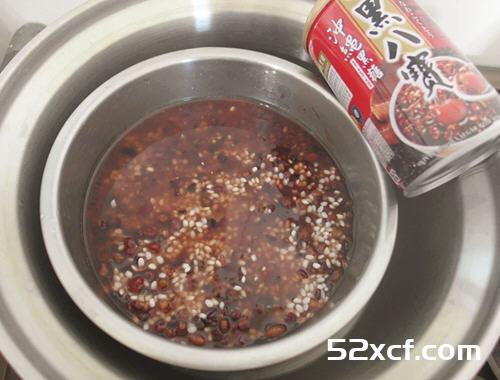 黑糖八宝甜米糕的做法