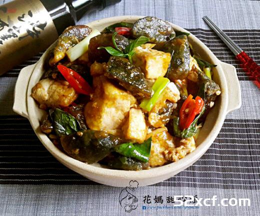 三杯皮蛋豆腐的做法