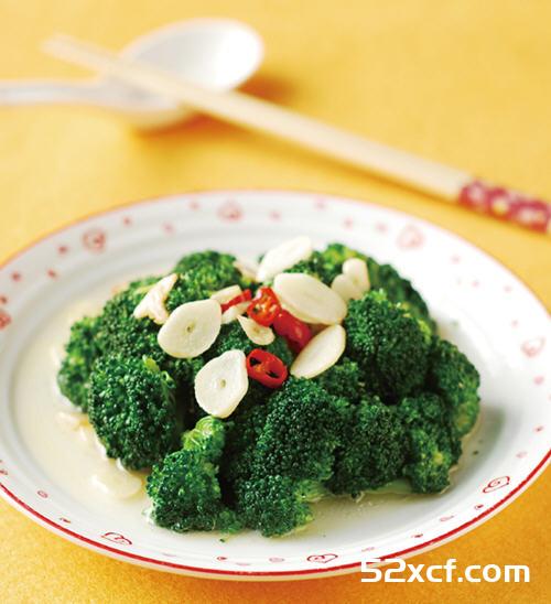 炒青菜怎么做好吃色泽翠绿秘诀