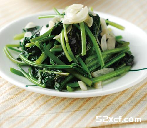 炒青菜怎么做好吃色泽翠绿秘诀