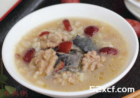 乌鸡核桃粥的做法