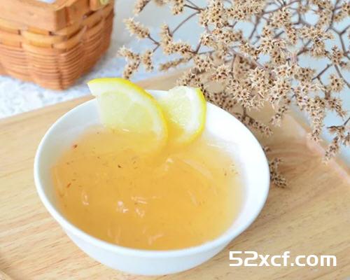 蜂蜜柠檬爱玉冻的做法