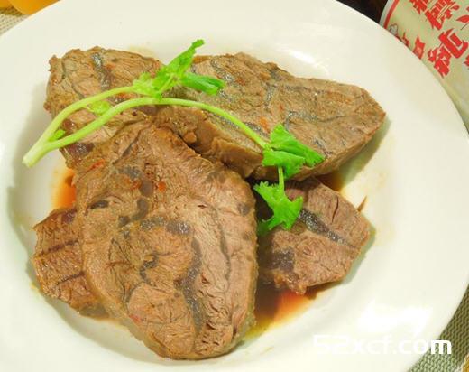酱烧牛腱的做法