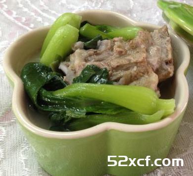 筒骨青菜汤的做法