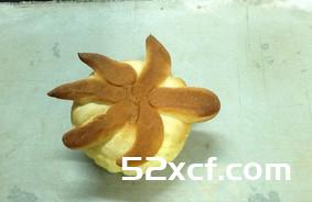 Turtle Pineapple Bun的做法