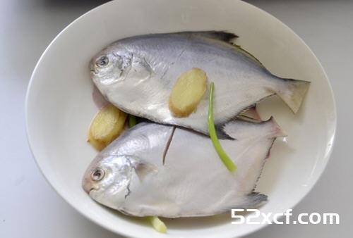 清蒸小鲳鱼的做法