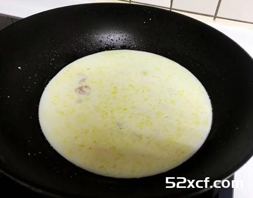 铁锅煮蕃薯奶油浓汤的做法