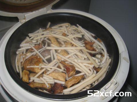 通草猪蹄汤的做法