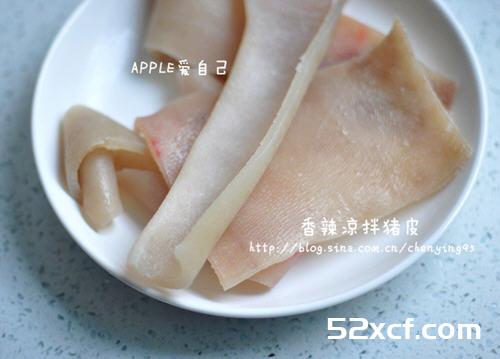 香辣凉拌猪皮的做法