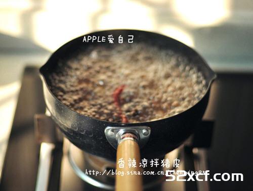 香辣凉拌猪皮的做法