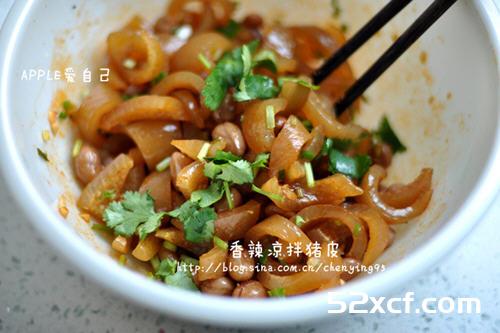 香辣凉拌猪皮的做法