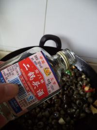 香辣酱炒螺蛳的做法