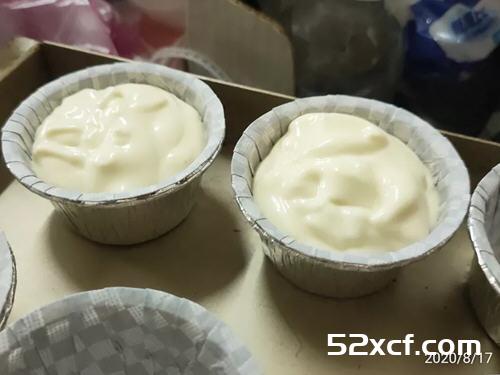 香草牛奶杯子蛋糕的做法
