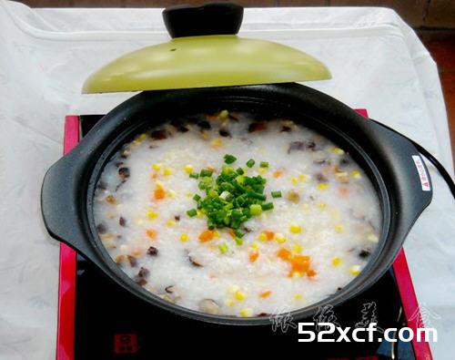 玉米胡萝卜香菇粥的做法