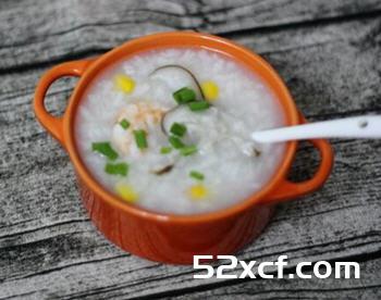 香菇虾仁玉米粥的做法