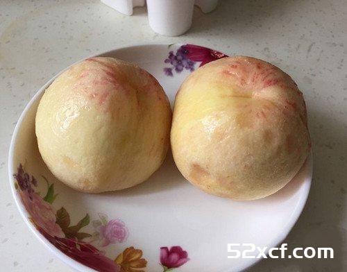鲜桃冰棒的做法