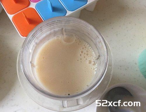 鲜桃冰棒的做法