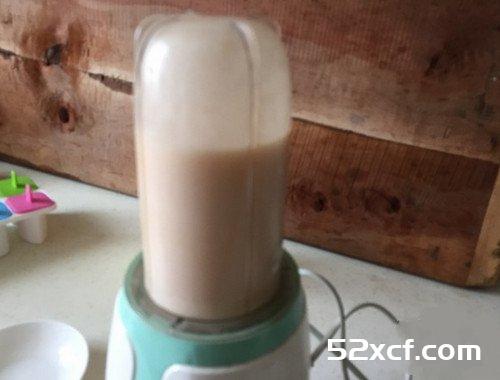 鲜桃冰棒的做法