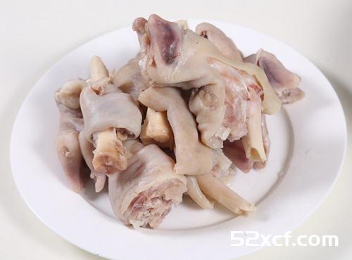 自动烹饪锅酱焖羊蹄的做法