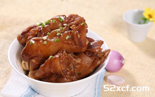 自动烹饪锅酱焖羊蹄的做法
