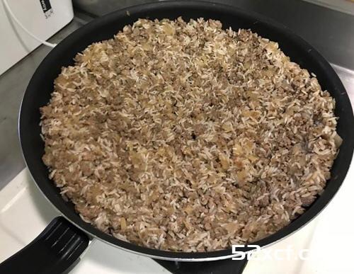 罗马尼亚高丽菜饭卷的做法