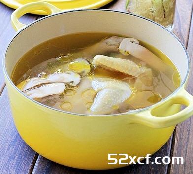 松茸鸡汤的做法