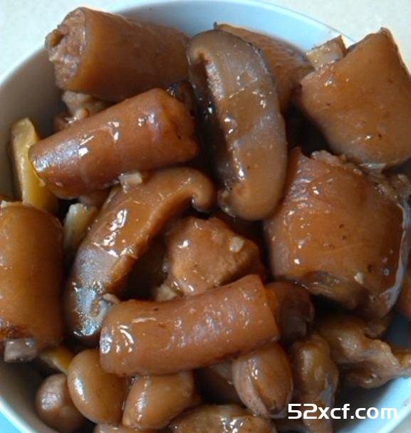 花生冬菇焖猪尾巴