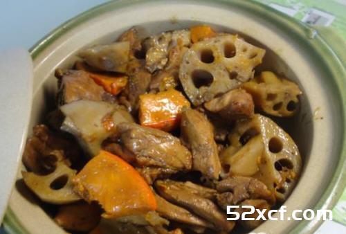 莲藕炖鸡块的做法