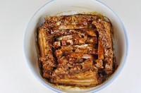 广西荔蒲扣肉的做法