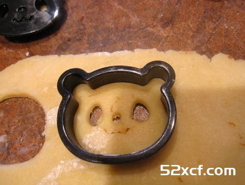 香草巧克力味的熊猫饼干