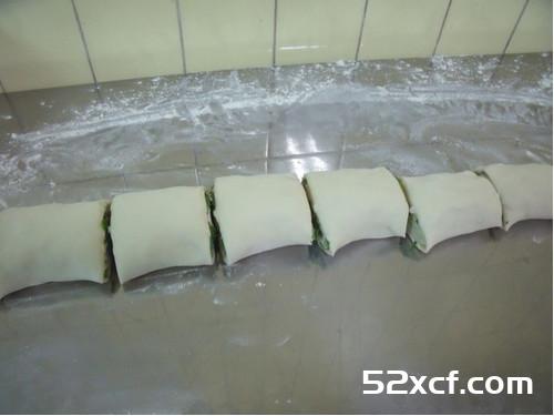 简单的葱油饼的