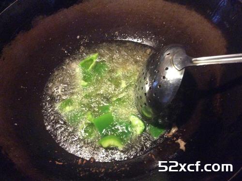 紫萝牛肉的做法
