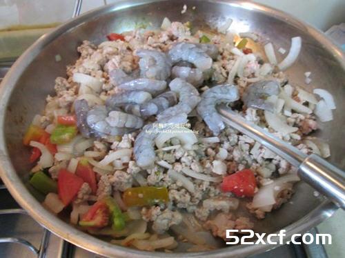 鲜虾笔管面的做法