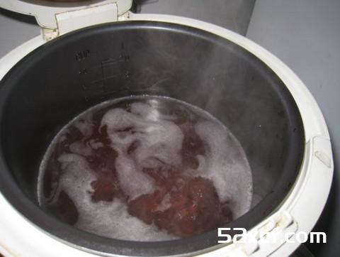 粉葛鲮鱼汤的做法