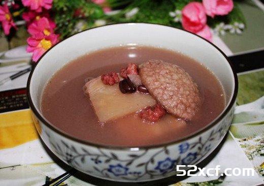 粉葛鲮鱼汤的做法