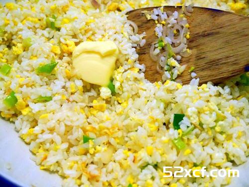 台湾蛋炒饭的做法