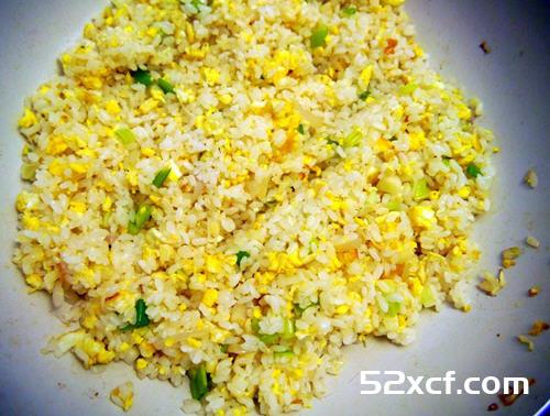 台湾蛋炒饭的做法