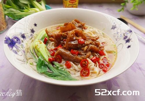 牛杂汤面的做法