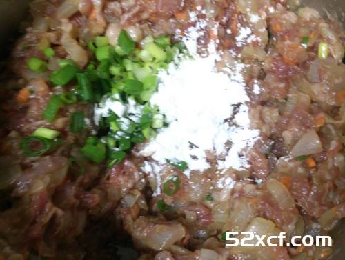洋葱鲜肉饼的做法
