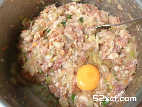 洋葱鲜肉饼的做法