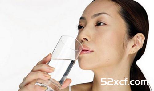 饮水习惯看体质,你属边一种？